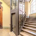 Elegant With Character 2 Bedrooms Heart Of Presqu'ile 2 Διαμέρισμα