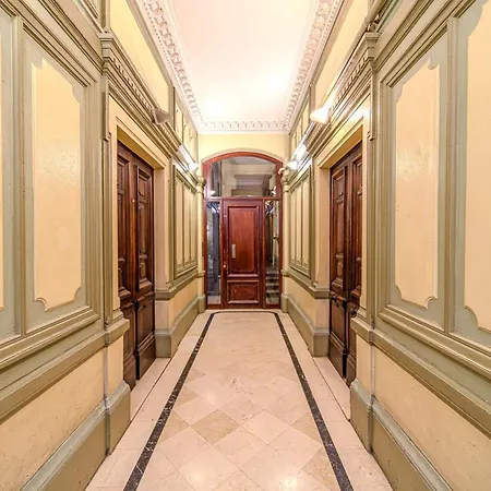 Elegant With Character 2 Bedrooms Heart Of Presqu'ile 2